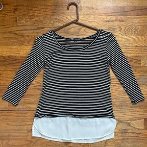 Women’s striped long sleeve shirt | barley worn | size: small